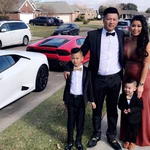 Meet your Posher, Nguyet